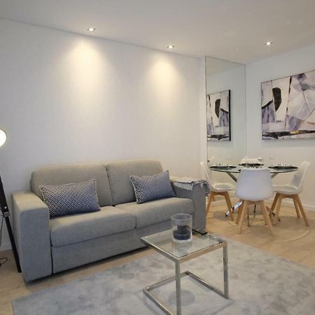 Aveiro 5 Estrelas Palace Apartment Bagian luar foto